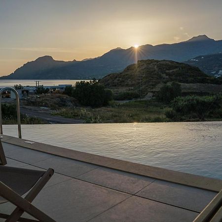 Corallia Villas Near The Beach ปลาเกียส ภายนอก รูปภาพ