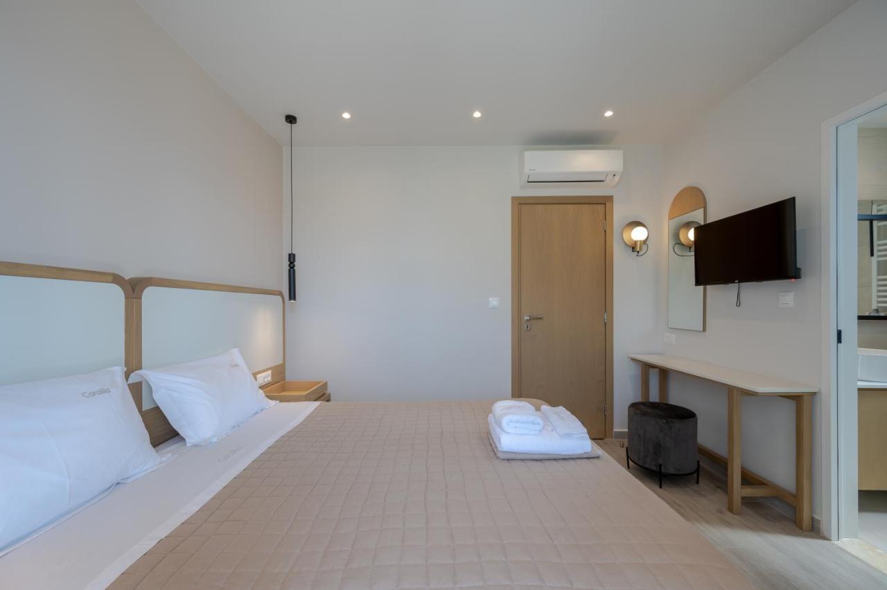 Corallia Villas Near The Beach ปลาเกียส ภายนอก รูปภาพ
