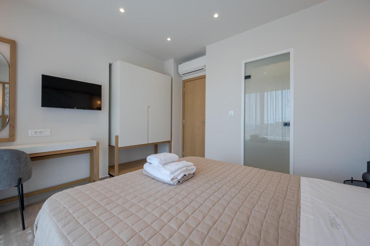 Corallia Villas Near The Beach ปลาเกียส ภายนอก รูปภาพ