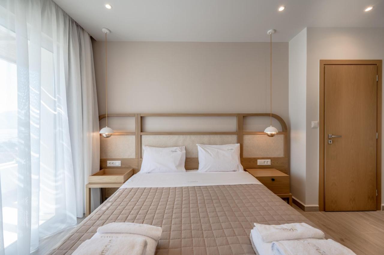 Corallia Villas Near The Beach ปลาเกียส ภายนอก รูปภาพ