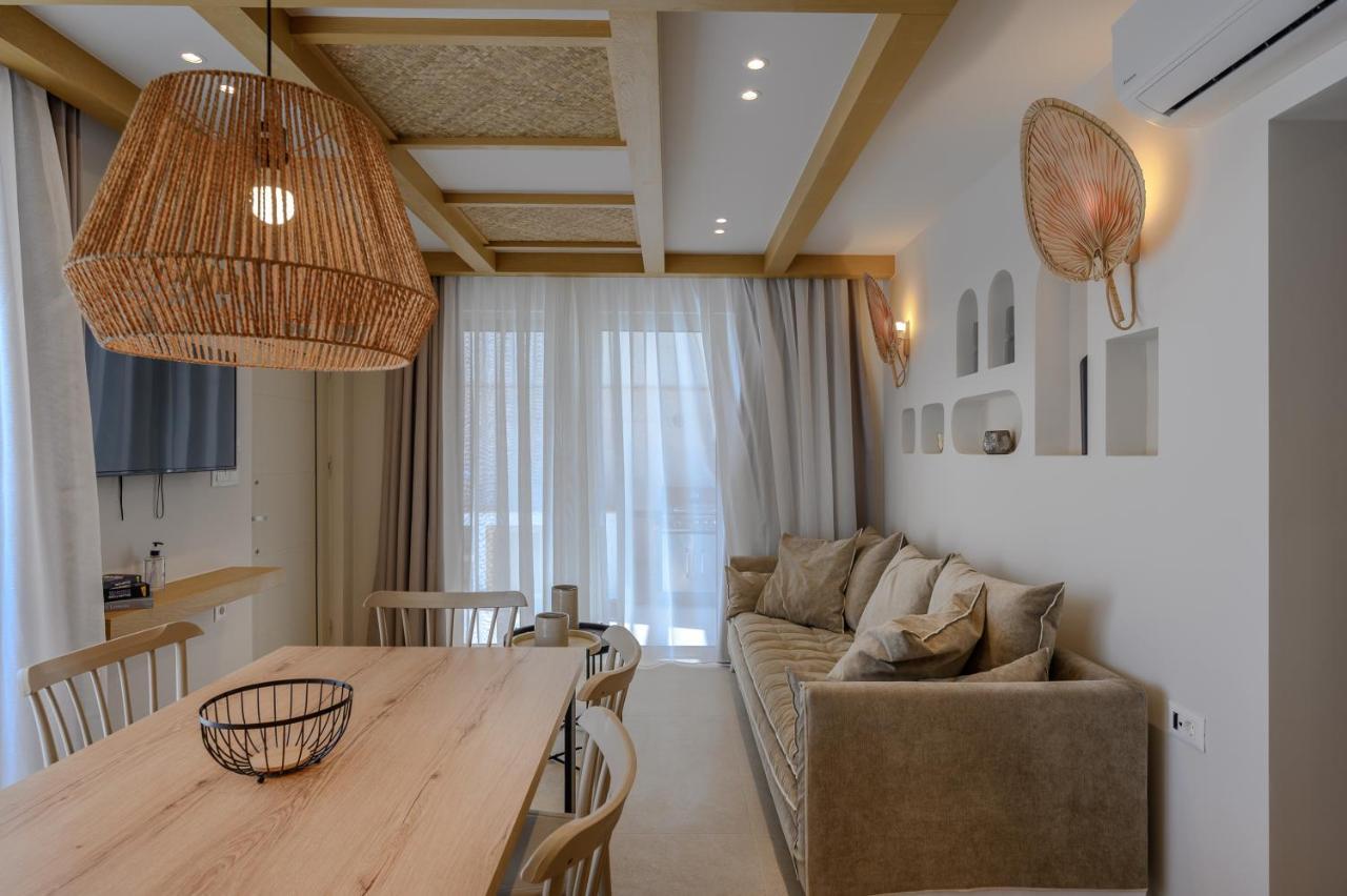Corallia Villas Near The Beach ปลาเกียส ภายนอก รูปภาพ
