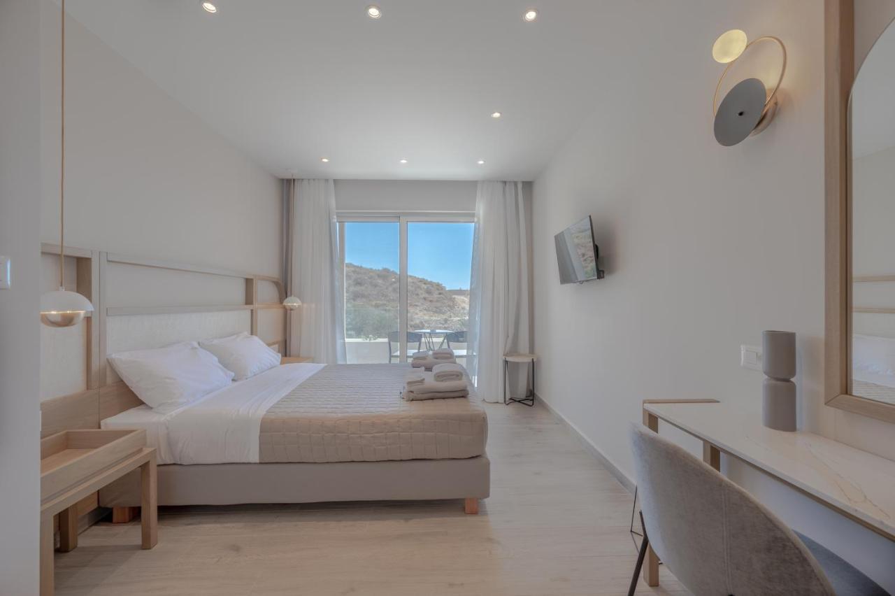 Corallia Villas Near The Beach ปลาเกียส ภายนอก รูปภาพ